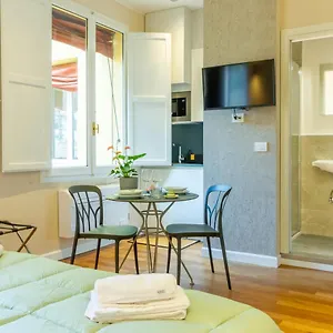  Apartment Casa Hygiea In Canton De' Fiori